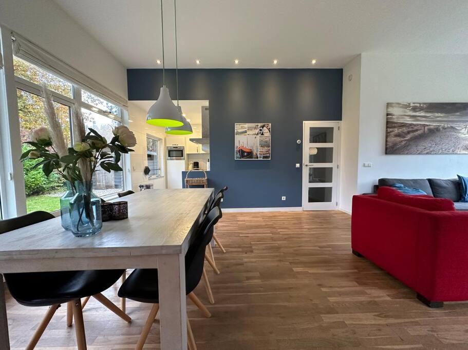 Vakantiehuis Achthoek 67, Quiet Location Minutes From The Scharendijke