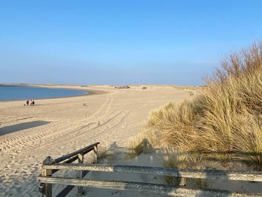 Achthoek 67, Quiet Location Minutes From The